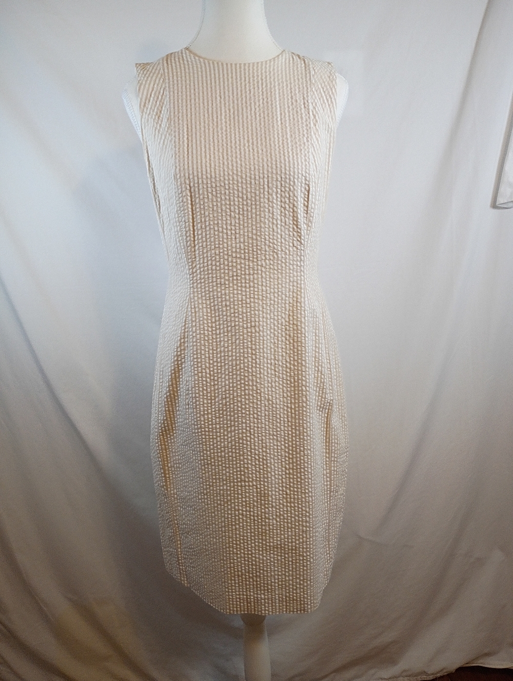 Brooks Brothers Women Sz 6 Tan&White Seesucker Sheath Sleeveless Cotton Dress